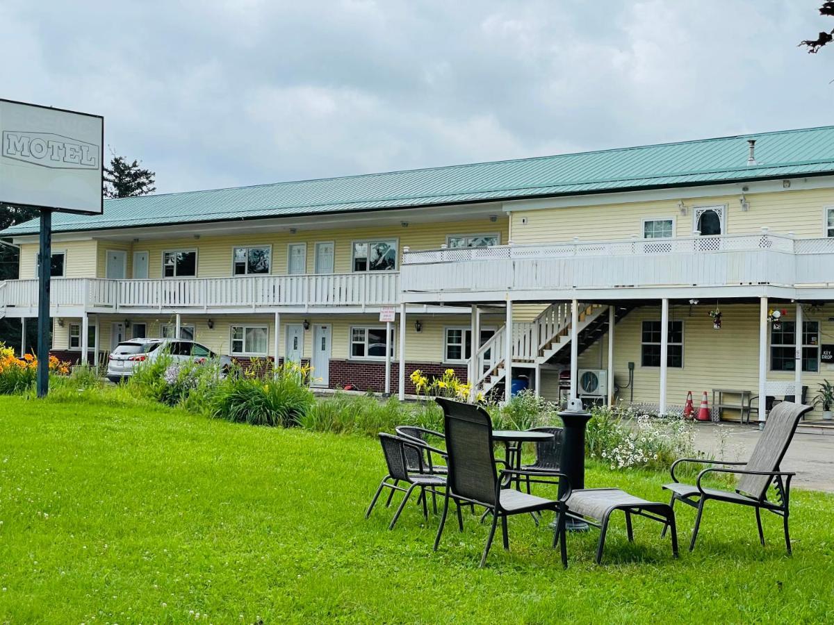 Scenic Motel Монктон Екстер'єр фото