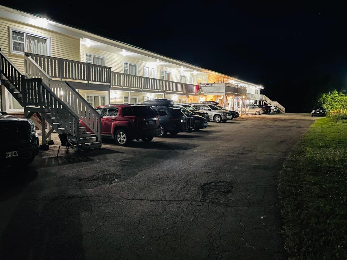 Scenic Motel Монктон Екстер'єр фото